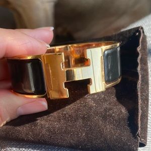 Hermès bracelet.